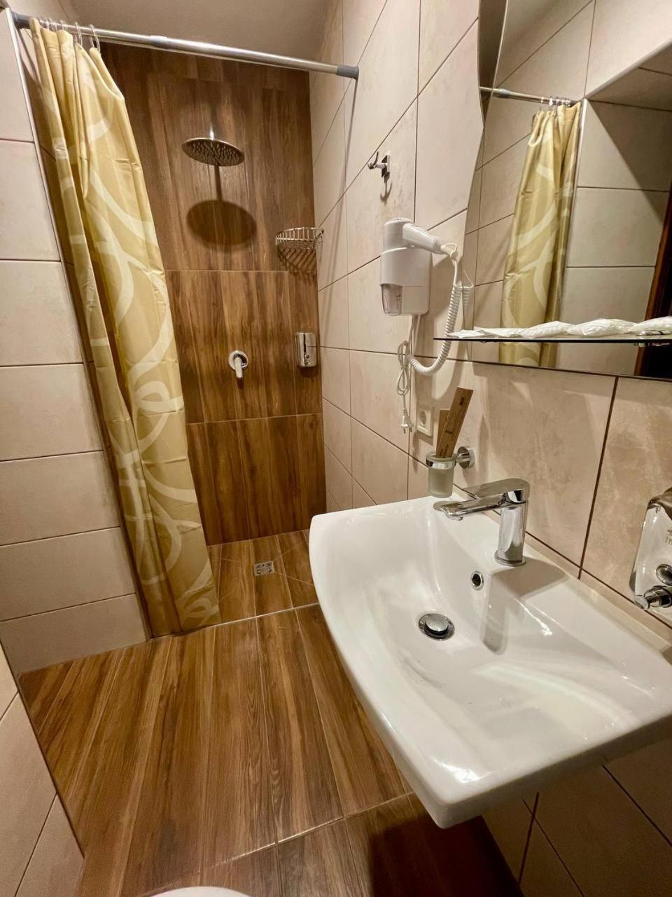 Sport Hotel 1 Τσερκάσι Εξωτερικό φωτογραφία